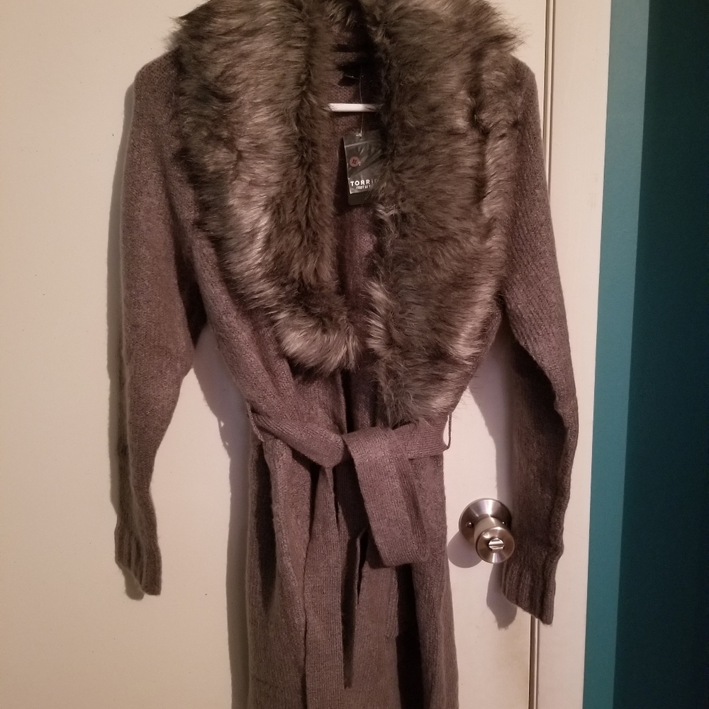 BNWT Torrid sweater jacket